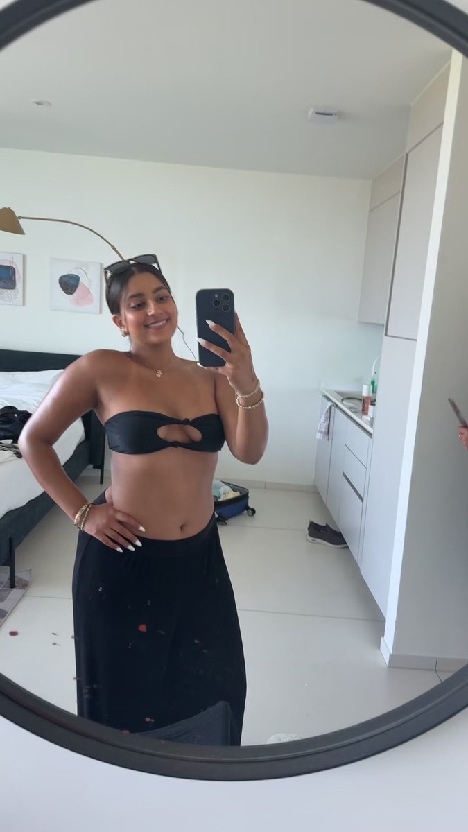 BrownGirlGoons's tweet photo. Prisha, a submission from a cuck #desi #indian #brown #bengali #paki #teen #bop #goon #nri #goonette #faceporn #petite #browngirl https://t.co/NPmroppJpF