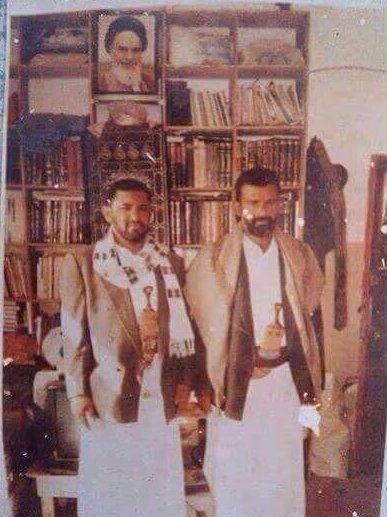 Samet1151093's tweet photo. @umitozdag @zaferpartisi Avrasyacı olduğun için İran'ın proxylerine sahip çıkıyorsun.
Baba Bedreddin el-Hûsî ve oğlu Hüseyin el-Hûsî'nin,Humeynî'den etkilendikleri ve İran'a gittikleri bilinen bir gerçek.Pkk'ya 358 füzelerin veren iran,Pkk bu füzelerle Sihalarımızı Kandil üzerinde düşürüyor. https://t.co/Tx7OaZkSvd