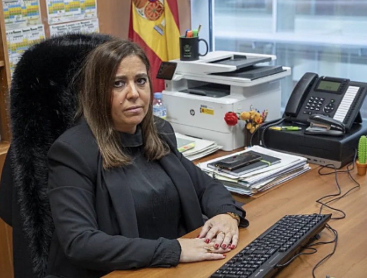Mariceb4's tweet photo. Yo estoy con la Magistrada Biedma
No está sola Señoría 
#Horizonte https://t.co/3vemoWXXyN