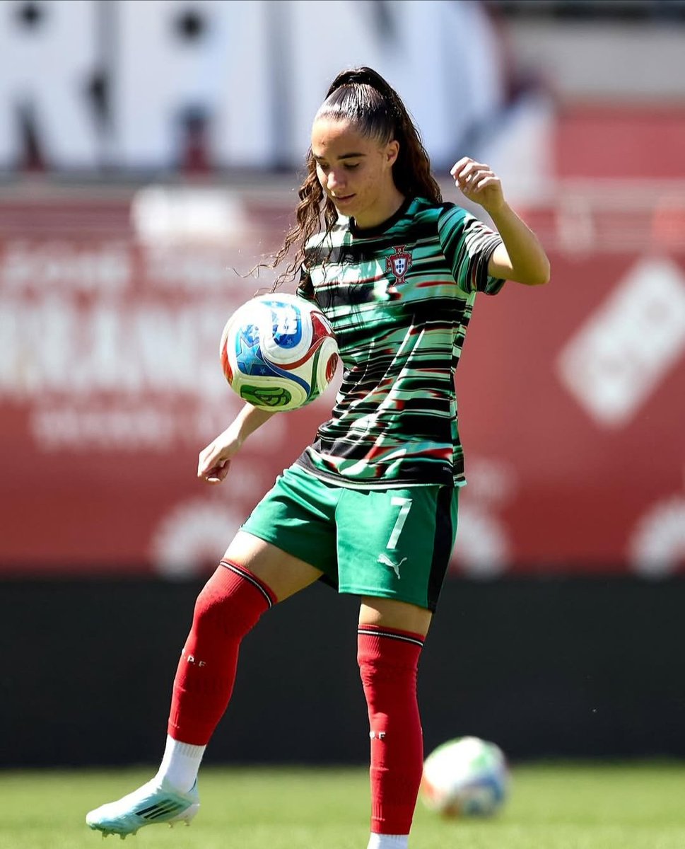 fcportofeminino's tweet photo. 🇵🇹 A seleção sub-23 perdeu 3-0 frente à Noruega num jogo de preparação.
Dani Santos, Letícia Almeida e Maria Ferreira jogaram os 90 minutos 💙
#FCPortoW
@maisFCPorto •@fcportofeminino https://t.co/MsLKhyprRh