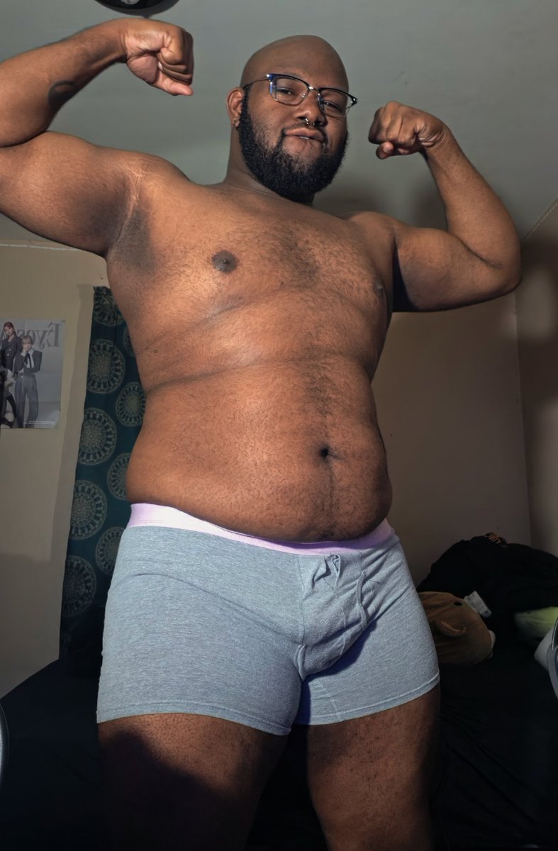 _tw1g's tweet photo. You need a big boy? https://t.co/MOpLtCftAN