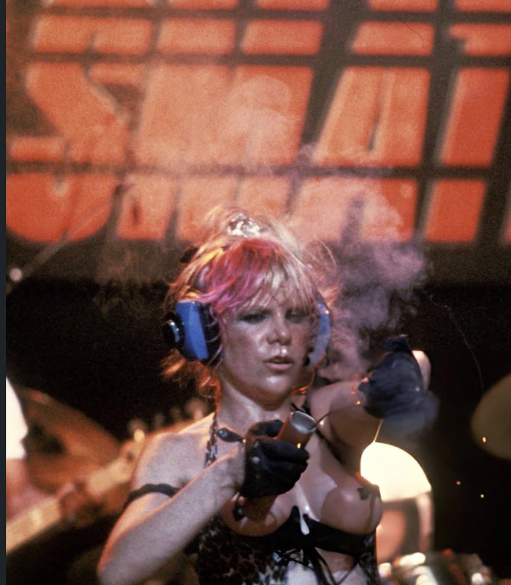Myblackdiary93's tweet photo. Wendy O Williams of The Plasmatics https://t.co/hnu5CA4W2G