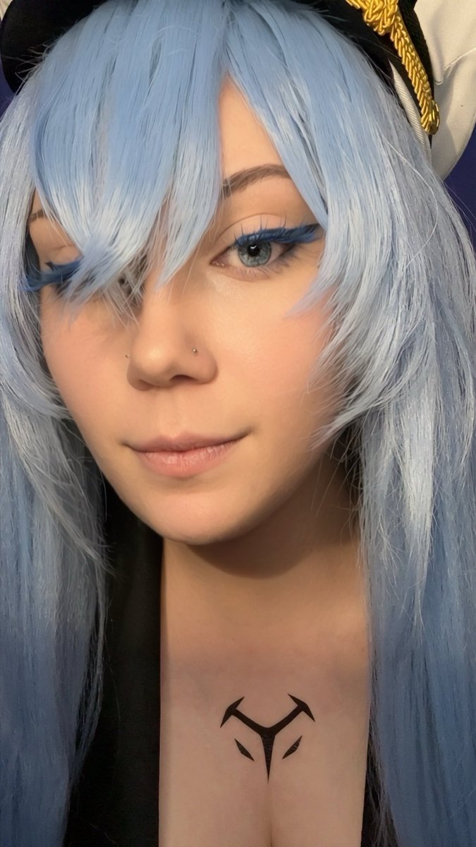 awlexia's tweet photo. esdeath, the strongest in the empire and wielder of demon's extract. https://t.co/4Tu5sgrZN2