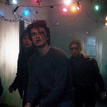 DJOLLANOV's tweet photo. forever mourning early stranger things like my dead wife https://t.co/84IaZy0UgK