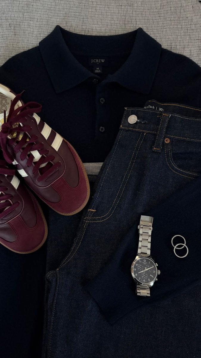 RefinedManHQ's tweet photo. Style is how you carry the man underneath it. https://t.co/EB2gpyC4j4