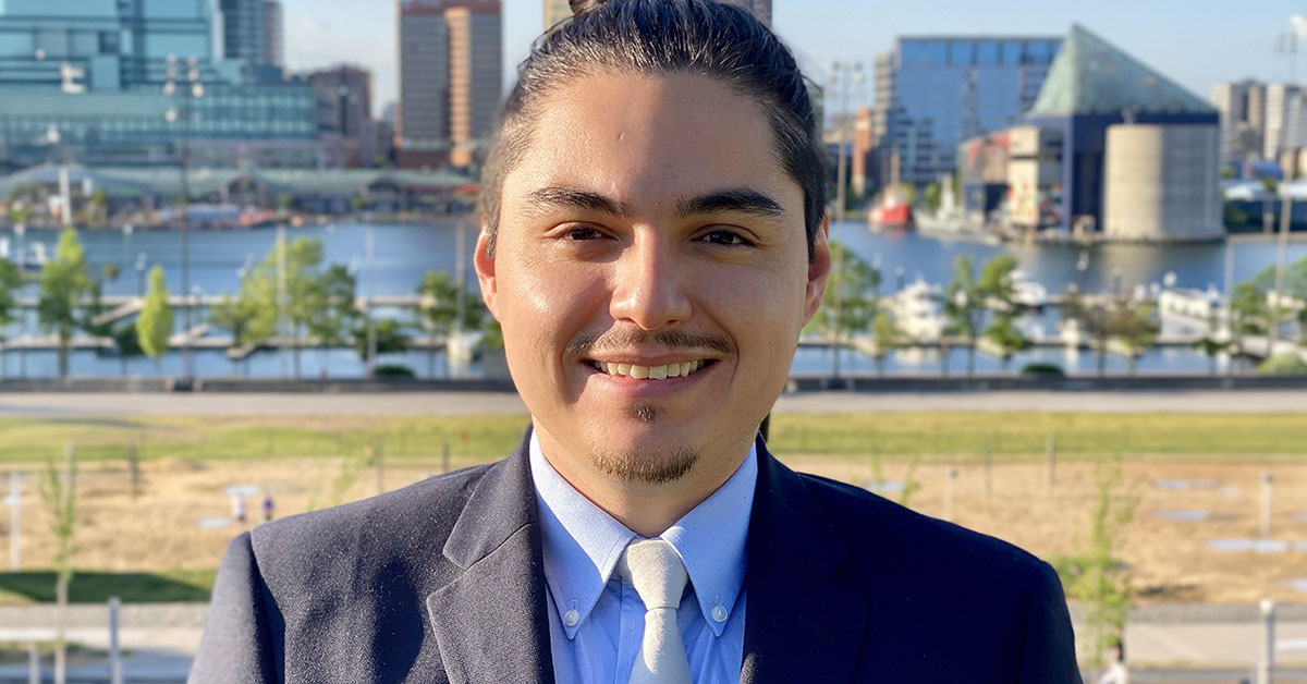 UCLAGIHep's tweet photo. Welcome Dr. Diego Rivera Gelsinger @tehhoyen to UCLA! The Rivera Gelsinger Lab engineers microbial communities by turning nature's mobile genetic elements into programmable tools. He's asst professor in human genetics &amp; digestive disease &amp; Goodman-Luskin Microbiome Center member. https://t.co/5D2UuJxfWu
