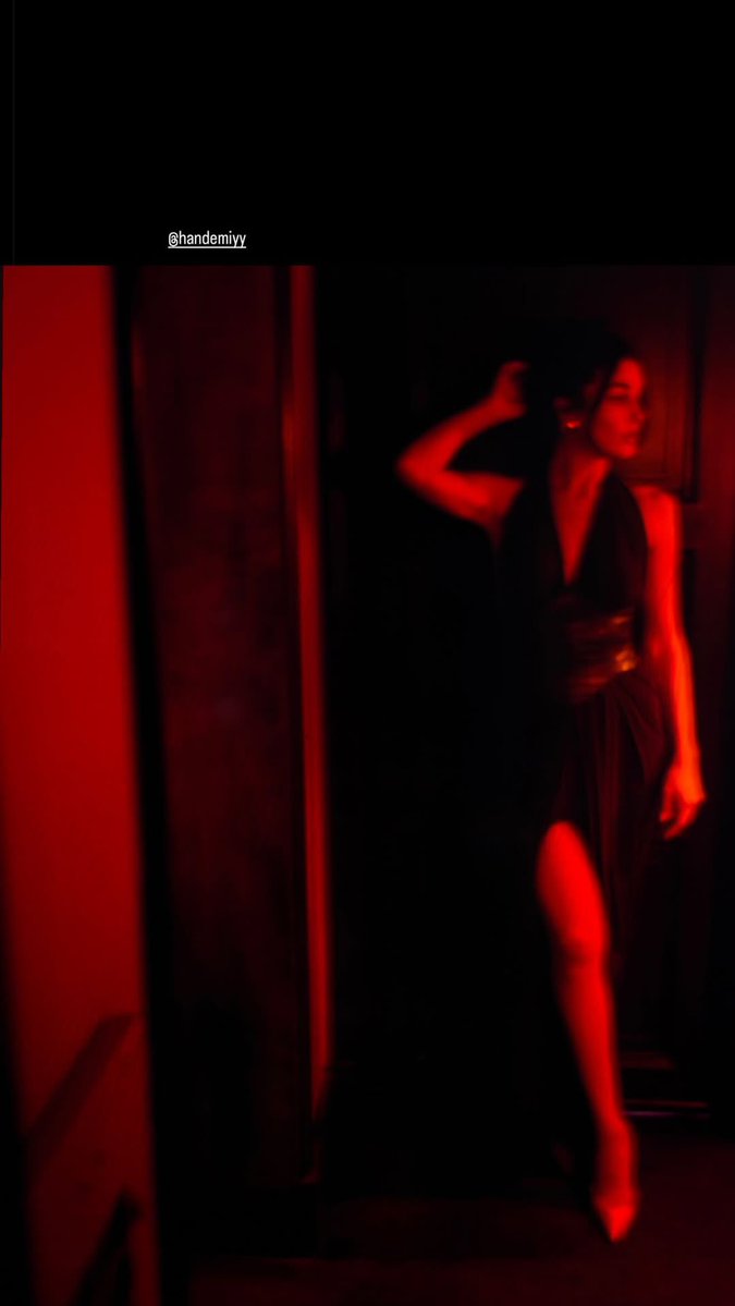 alasirai's tweet photo. 🤔🤔🤔😎😎😎 #HandeErçel https://t.co/lQueOSYnwf