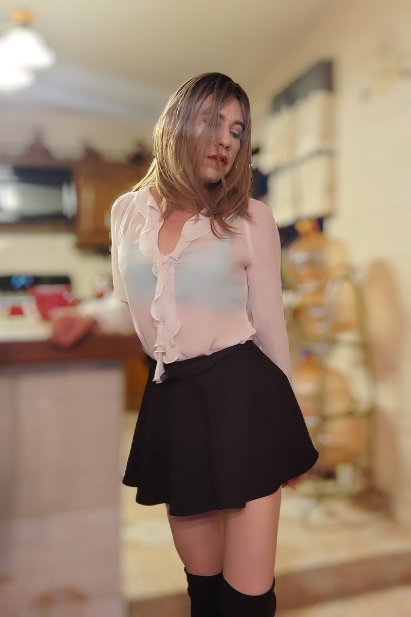 Diantrasvesti's tweet photo. Creo que no compartí nunca estás fotos 🤔 https://t.co/UCc2sZmIyo