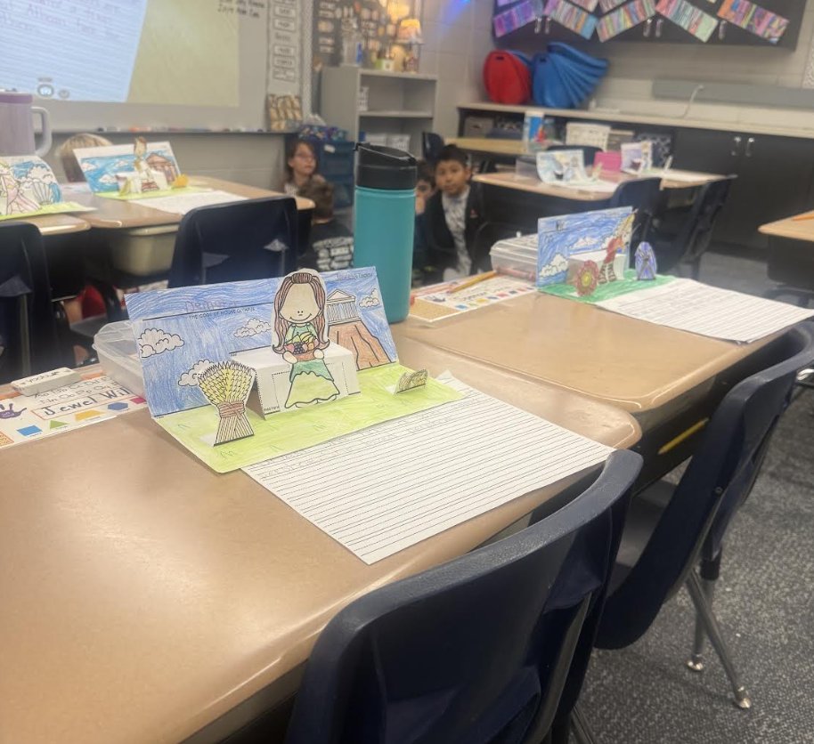 NorrisElem's tweet photo. Second grade Greek Gods and Goddesses museum! https://t.co/Nx27kHnM5E