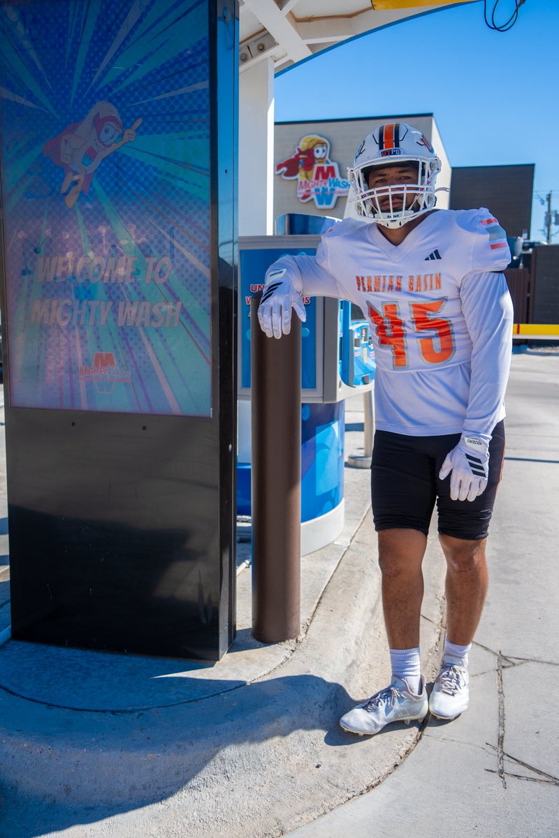 utpbfalcons's tweet photo. Week 6 jersey reveal powered by Mighty Wash!

Going white and black for our road game against West Texas A&amp;M.

#MAXOUT https://t.co/cqkGuY7CW8