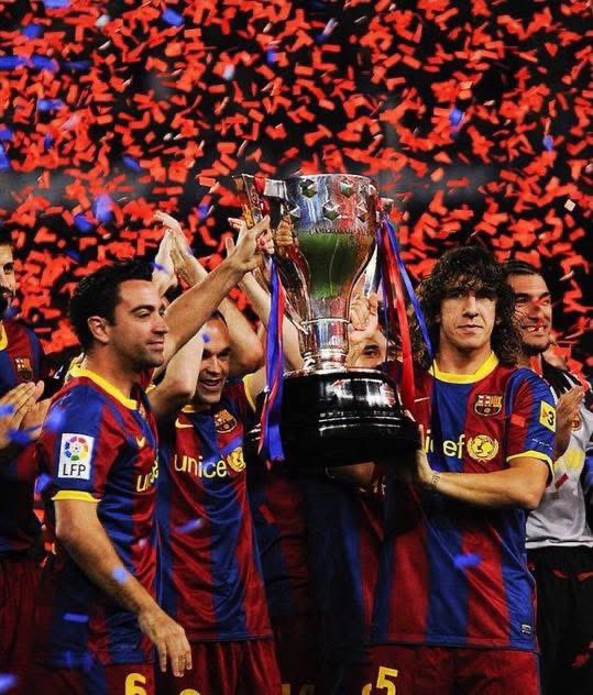 Sportsfansmedia's tweet photo. 🚨🎙️ Ivan Rakitić on Barcelona’s legendary generation: “The generation of Xavi, Iniesta, Puyol and the others is 𝐈𝐍𝐂𝐎𝐌𝐏𝐀𝐑𝐀𝐁𝐋𝐄 to anything we have today” 💙❤️🌟

“They are 𝐋𝐄𝐆𝐄𝐍𝐃𝐒. Nobody will ever be able to match the generation of 2010”. https://t.co/FFbHmkPNad