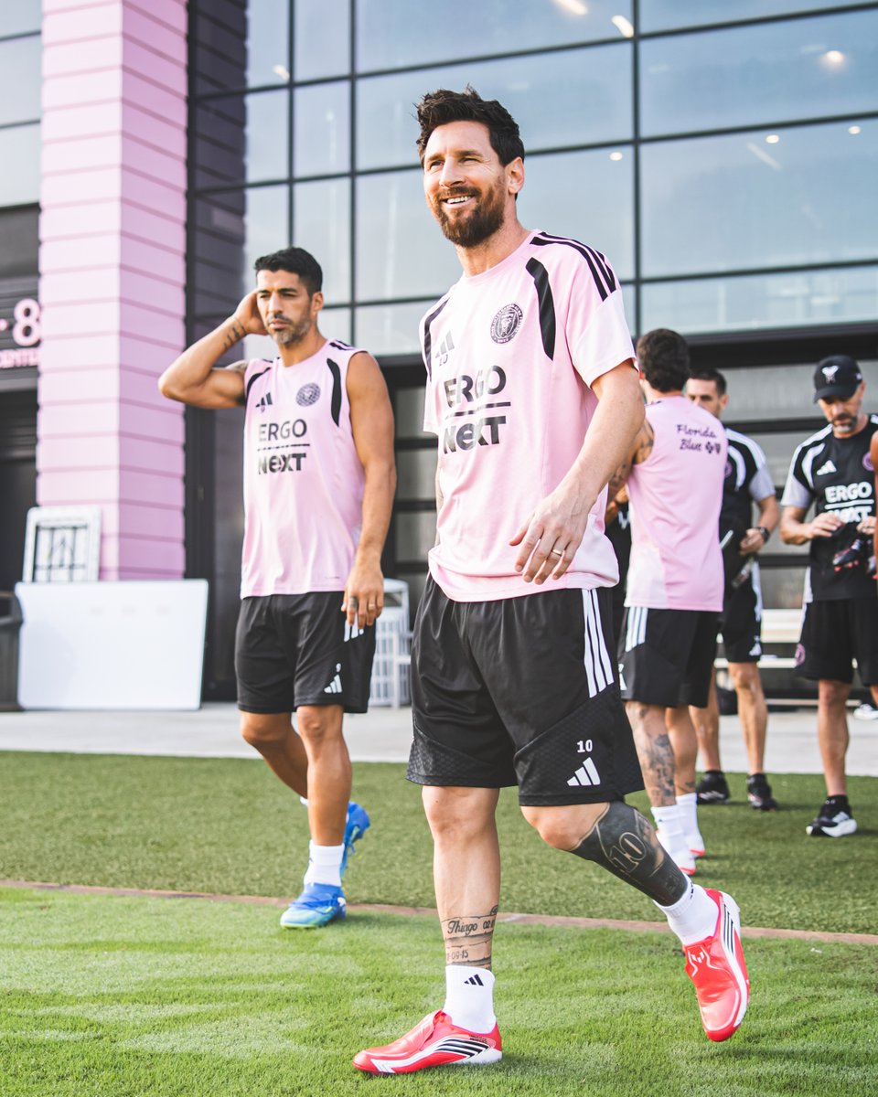 InterMiamiCF's tweet photo. All eyes on Saturday 🤜 🤛 https://t.co/s7u55EMdWZ