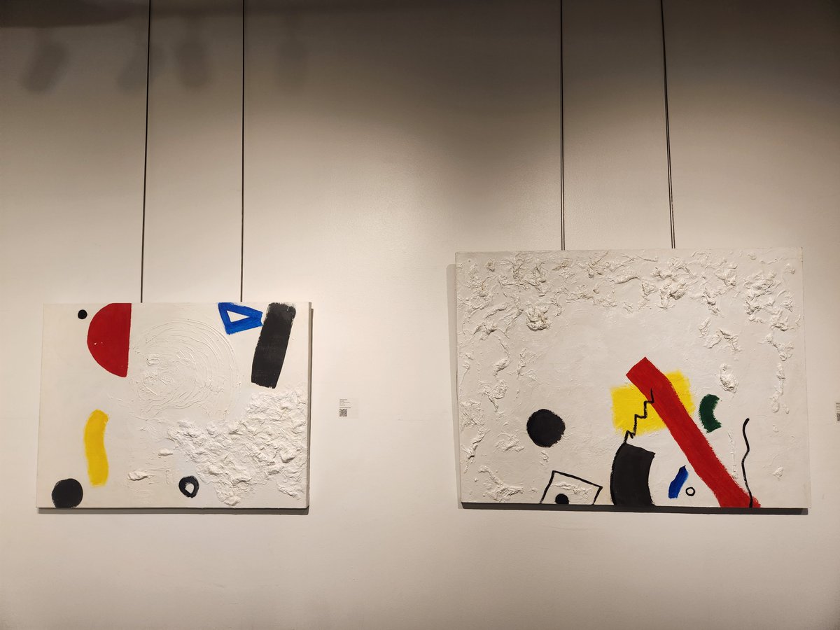 TOHistory's tweet photo. Experience the intersection of photography, film, writing, fashion, and installation to explore uncertainty, embodied perception, memory, and belonging within diasporic experience at Keunsu Cho's new exhibit in the Papermill Gallery. 

📍 Todmorden Mills
 📅 Until Oct 25! https://t.co/WOwxSYGFWG