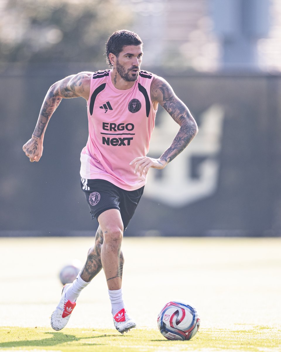 InterMiamiCF's tweet photo. All eyes on Saturday 🤜 🤛 https://t.co/s7u55EMdWZ