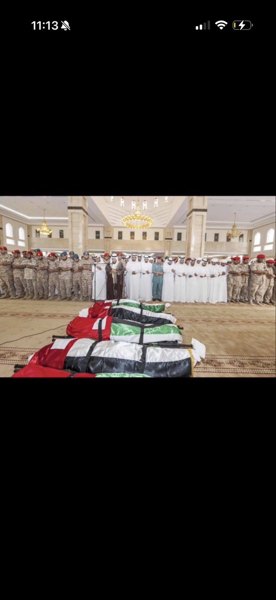 im7md_6_'s tweet photo. @iiidddvvv @alainsniper طايحين فيه تمجيد وهو ذابح عيال ديرتك 
مازوخي والله https://t.co/J980iKtd6T