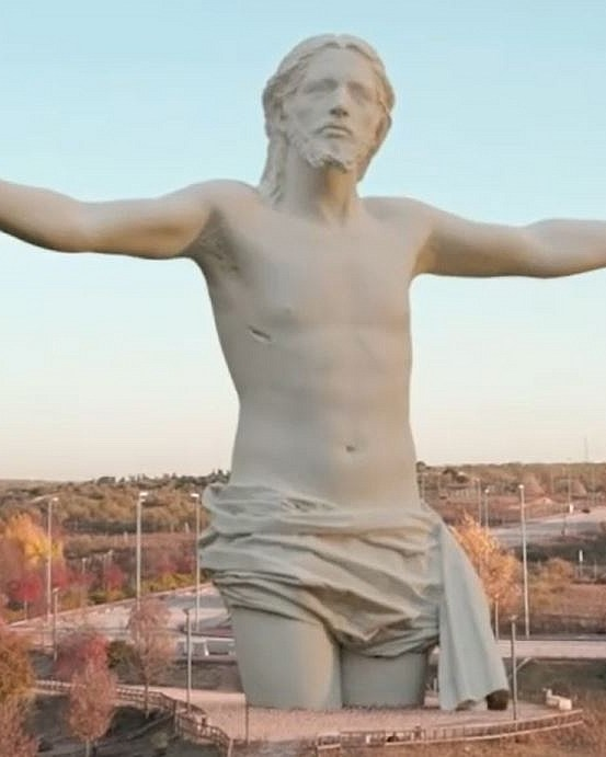 trad_west_'s tweet photo. Likewise Spain plans to build a 120-foot Statue of Jesus Christ. Making it taller than Brazil’s Christ the Redeemer.  

The estimated completion date is June 2030. The monument is intended as a pilgrimage destination and public symbol of faith 🇪🇸✝️ https://t.co/p1kgE5BMR2