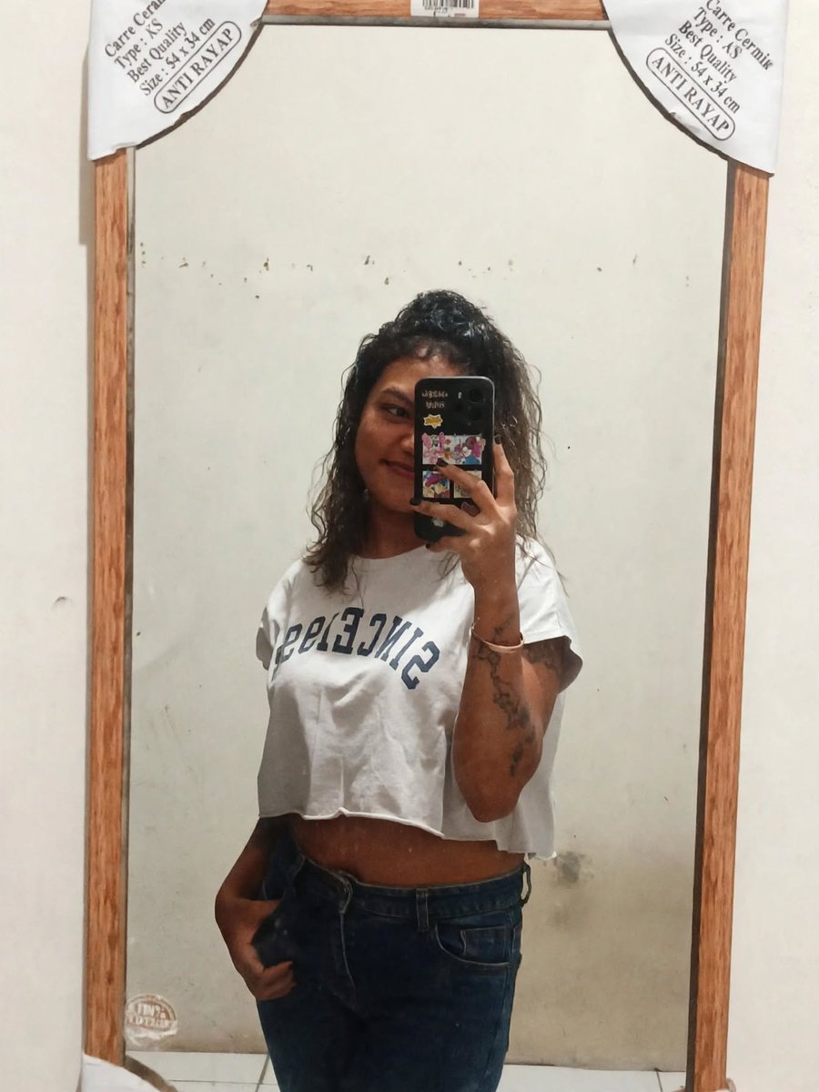 PEREMPAPUAN's tweet photo. 📢🗣   ATTENTION PLEASE   📢🗣

Haii gaiss Admin ada Dapat Request Postingan Dari Seseorang Yang Tidak Ingin Di Sebutkan Namanya. 
" Untuk Teman-Teman Semua Ada Yang Kenal Perempuan Ini? atau Ada Yang Su CUKI dia Bisa Langsung Comment Atau DM 📩 https://t.co/Mfcix1A3hU