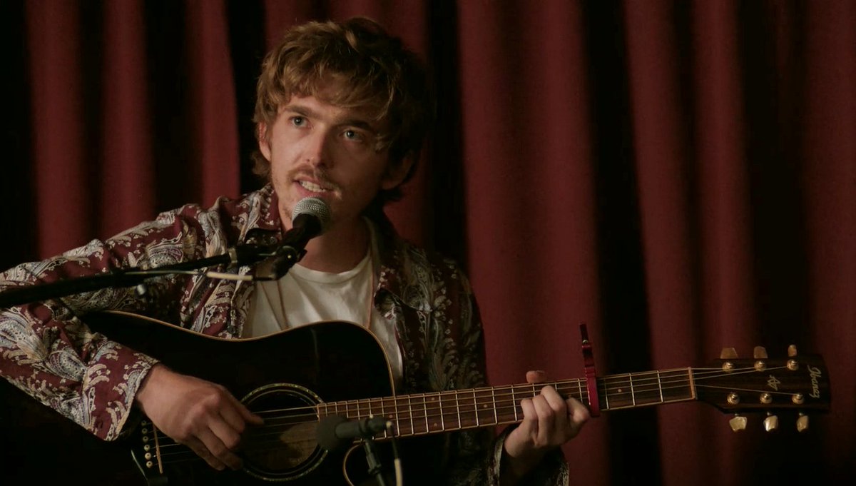 sleepwalk_alone's tweet photo. What if i say this is the best austin abrams ever looked https://t.co/20ADzJYDiQ