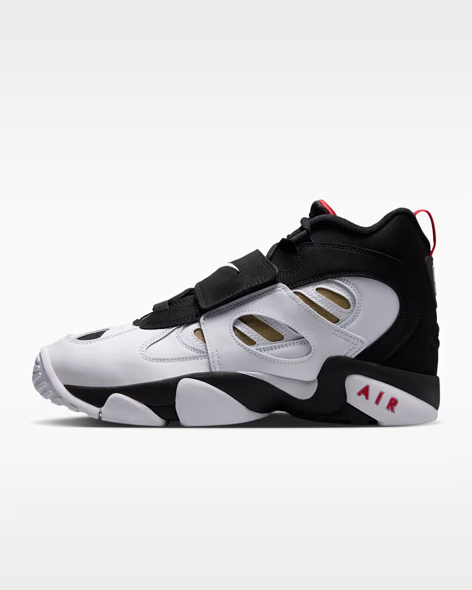 SneakerScouts's tweet photo. Nike Air Diamond Turf II '49ers' 

Available via @FinishLine |$170| #ad @Nike 

>>> https://t.co/l8iBwJ4B8H https://t.co/ew8zxoFaUz