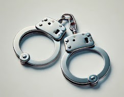 MonroviaNow's tweet photo. Police say a man threw a rock at a moving car. The driver stopped and punched him; both were arrested. https://t.co/YHYjxPNhcc #MonroviaCA https://t.co/NKvJh3zaDx