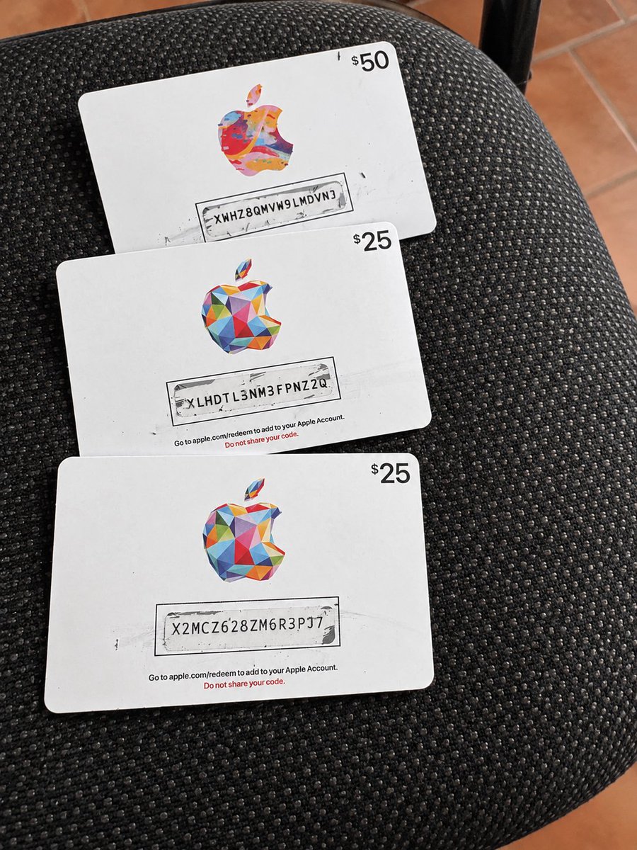 JonathanPrieo's tweet photo. Three cards are already gone. They don't last me any time at all 😂😂🤑 https://t.co/5STncOWTwI