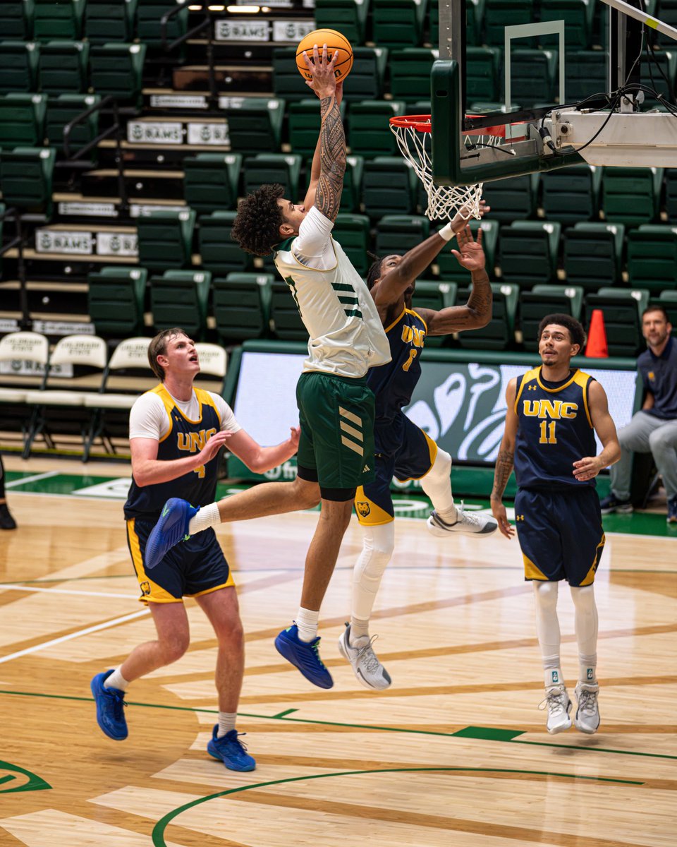 CSUMBasketball's tweet photo. Moby’s newest Head Tapper has arrived. 😤

@gpopsd x @GhoreshiJaden https://t.co/tCDcjBJs8W