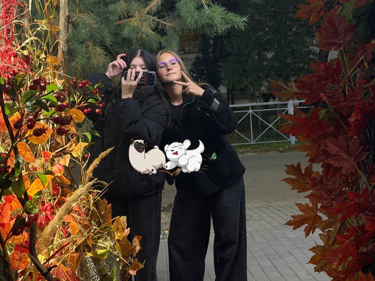 ilsnsm's tweet photo. `с моей маленькой👩🏻‍❤️‍💋‍👩🏽 https://t.co/KMtVawXUVd