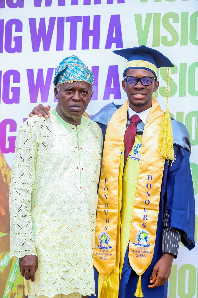 robinswago's tweet photo. 19 years old. BSc. Computer Science. Second Class Upper Division (Honours), with a 4.26 CGPA.

I’m grateful for everyone who supported me and played a part in this journey.

I’m proud of how far I’ve come, but even more excited about where I’m going. https://t.co/FPEVc1wHxg