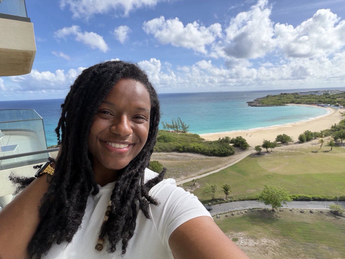 ayee_SLG's tweet photo. Turned 30 in St. Maarten. ✨ https://t.co/cfVNo8LlWM