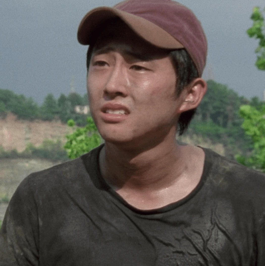 Saafeartwd's tweet photo. Everyone says his character was stagnant . But one of my favorite character developments has been Glenn going from little nerd brother to the calm and subtle unc he became by the end. https://t.co/SXzUPU4YSt