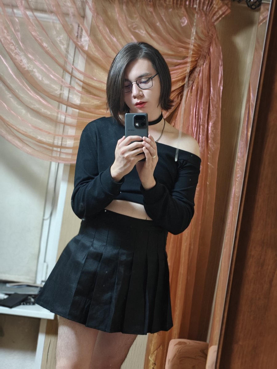 Shiszic's tweet photo. С пятничкой 
#femboy https://t.co/IPIRZnEuUt
