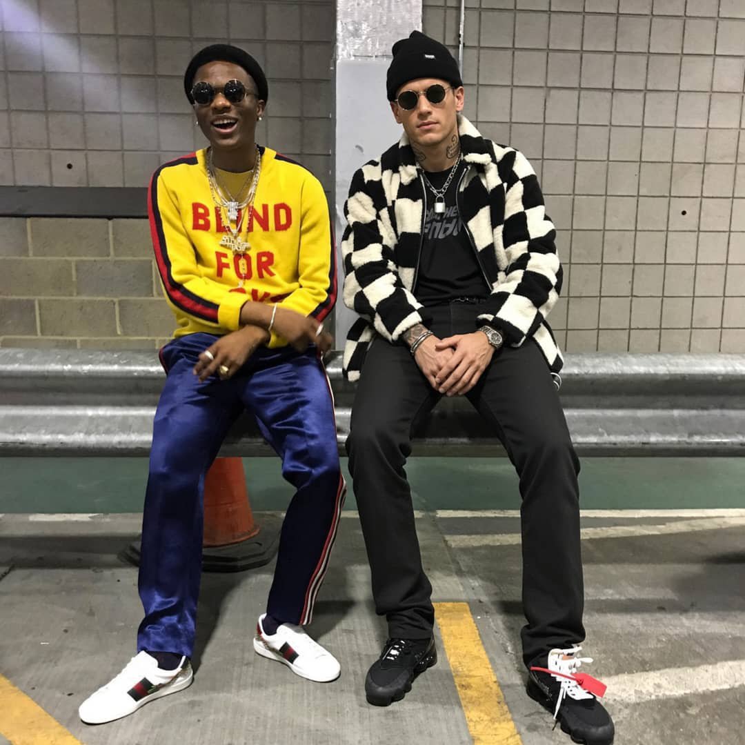 Adebayo_Faboro's tweet photo. Feeling super sexy with the most influential African artist ever ❤️🦅 https://t.co/hy9rYnpgnN