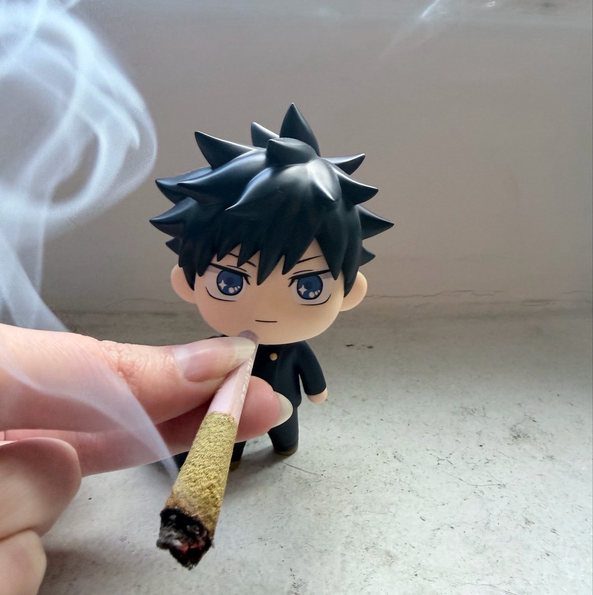itafeishi's tweet photo. there u go dude 😭 look at him even his eyes are sparkling https://t.co/llLzJw9iS1