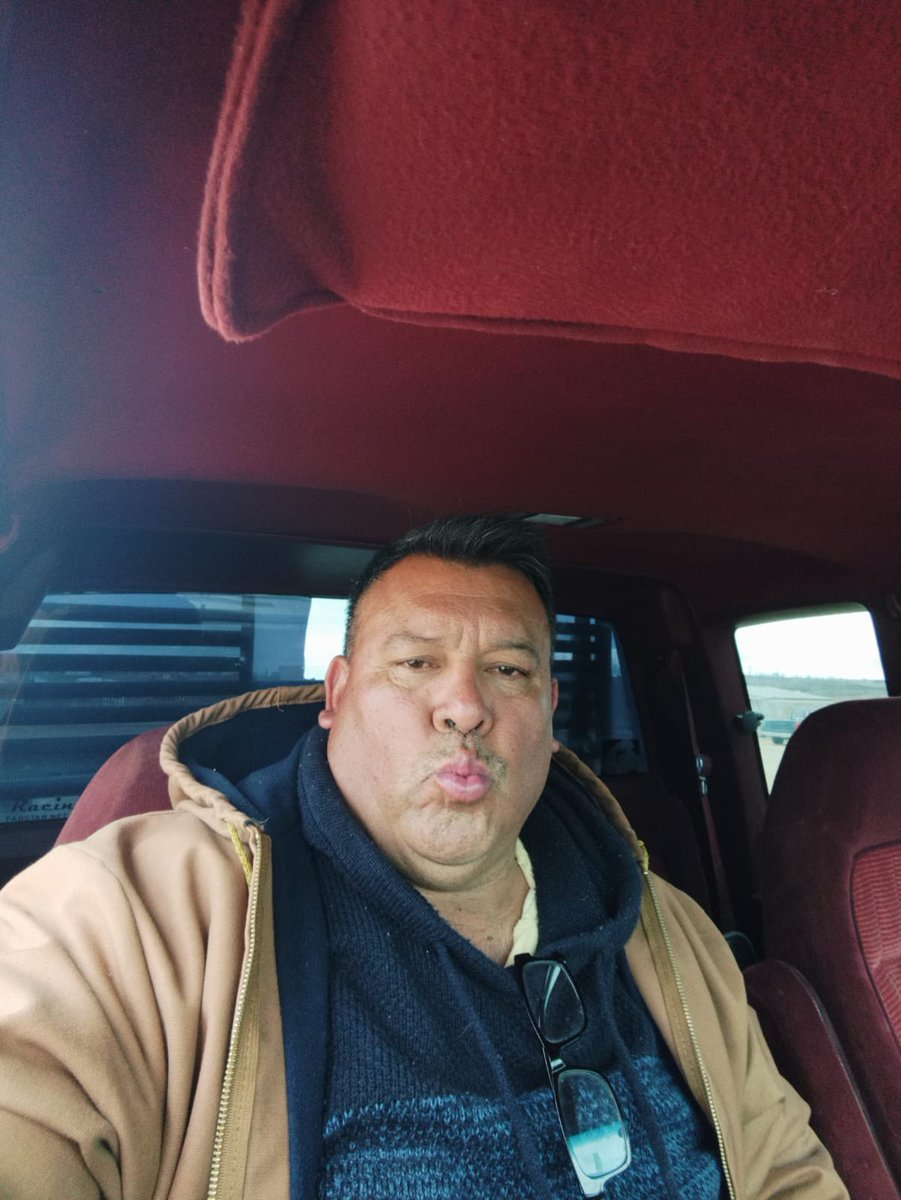Carlosnth's tweet photo. Que delicioso maduro ❤️ si quieres ver los videos completos donde avienta leche este macho. 🤤😍 mándame mensaje por privado para que te unas al grupo de Telegram$ a un pequeño costo,  el mejor grupo de maduros vergones y ricos https://t.co/mzkKJkodfw