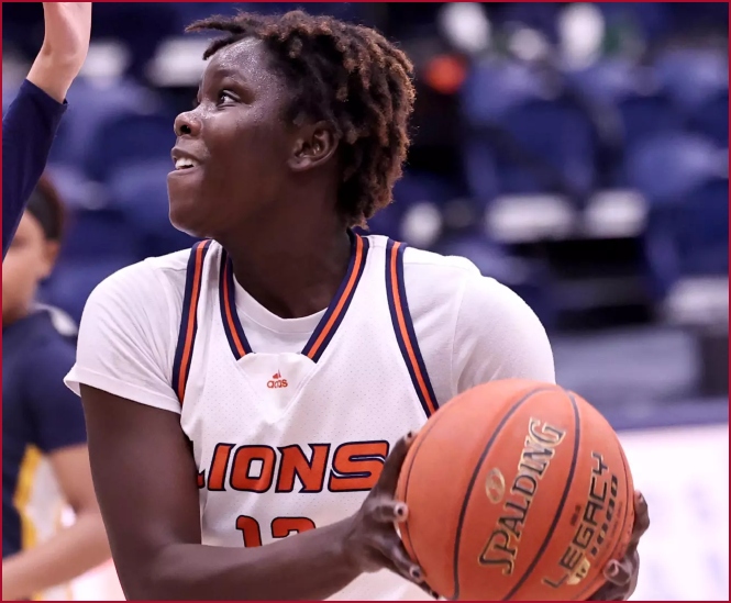 shinemycrown's tweet photo. ‘We Owe Ourselves Better Than This’: Kentucky State Basketball… shinemycrown.com/we-owe-ourselves-better-than-this-kentucky-state-basketball-player-aminata-seck-released-after-two-months-in-ice-custody/ #AminataSeck #KentuckyState #Basketball #StudentAthlete #ImmigrationReform https://t.co/VjLcBGZ7h6