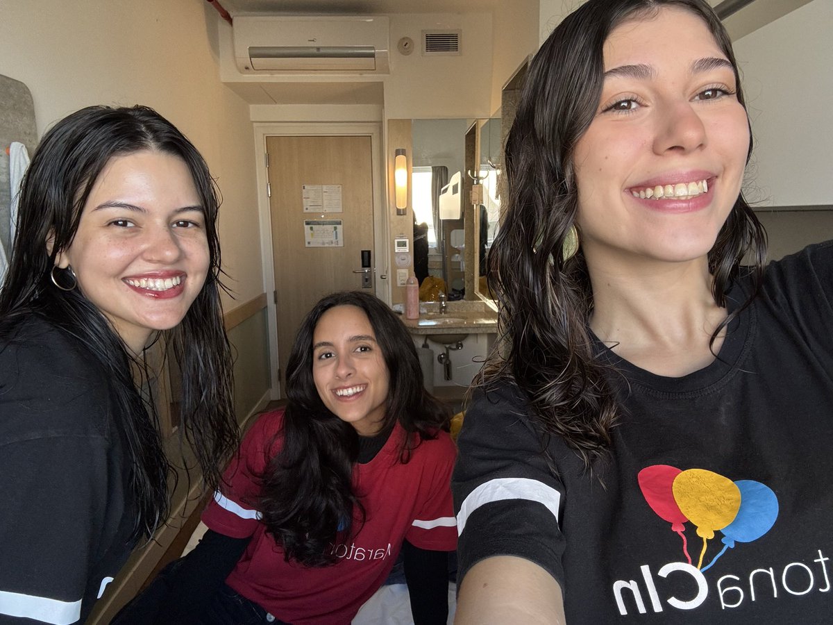 lutechlog's tweet photo. ˖° atualização dos últimos meses

👩����‍💻 programação competitiva: 

- passei pra fase final da Maratona Feminina de Programação (MFP)!!! viajei pra campinas e amei conhecer a unicamp (simplesmente melhor coffee break) 

- também fiz a subregional e a maratona nordestina em setembro! https://t.co/jX5fc72z3M