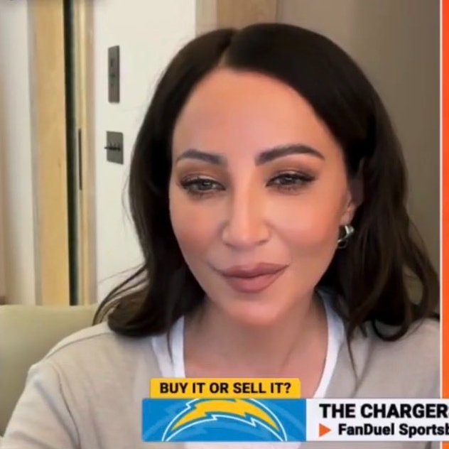 NFL_DovKleiman's tweet photo. What happened to Kay Adams? 🫣 https://t.co/XpsqZKYBPW