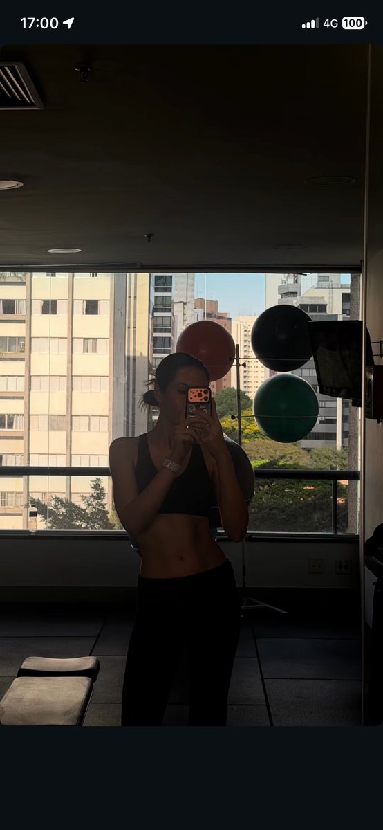 KarinyCastilh0's tweet photo. Estes registros são os mais perfeitos. Sabe o motivo? 
Foram feitos aqui em São Paulo, no Brasil, na minha cidade, no meu território ❤️🇧🇷
Estou muito feliz por estar vivendo isso!!! 

#LMSY https://t.co/d8SrveFGCF
