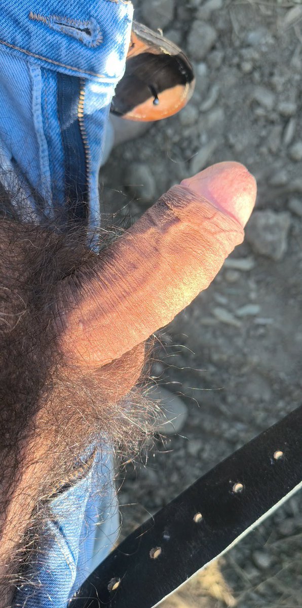 Carlosnth's tweet photo. Que delicioso maduro ❤️ si quieres ver los videos completos donde avienta leche este macho. 🤤😍 mándame mensaje por privado para que te unas al grupo de Telegram$ a un pequeño costo,  el mejor grupo de maduros vergones y ricos https://t.co/sexrpk6UVg