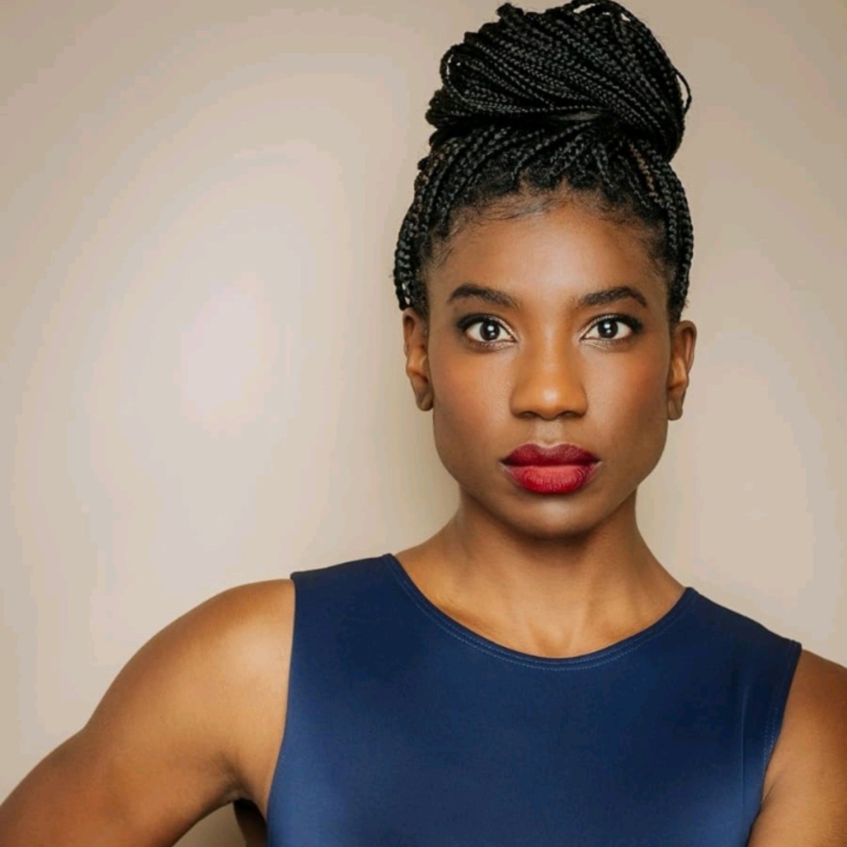 buzz_newzz's tweet photo. Miranda Edwards has been cast as Mrs. Turner in #Yellowjackets Season 4.

(Source: IMDb) https://t.co/h7R93n6DaZ