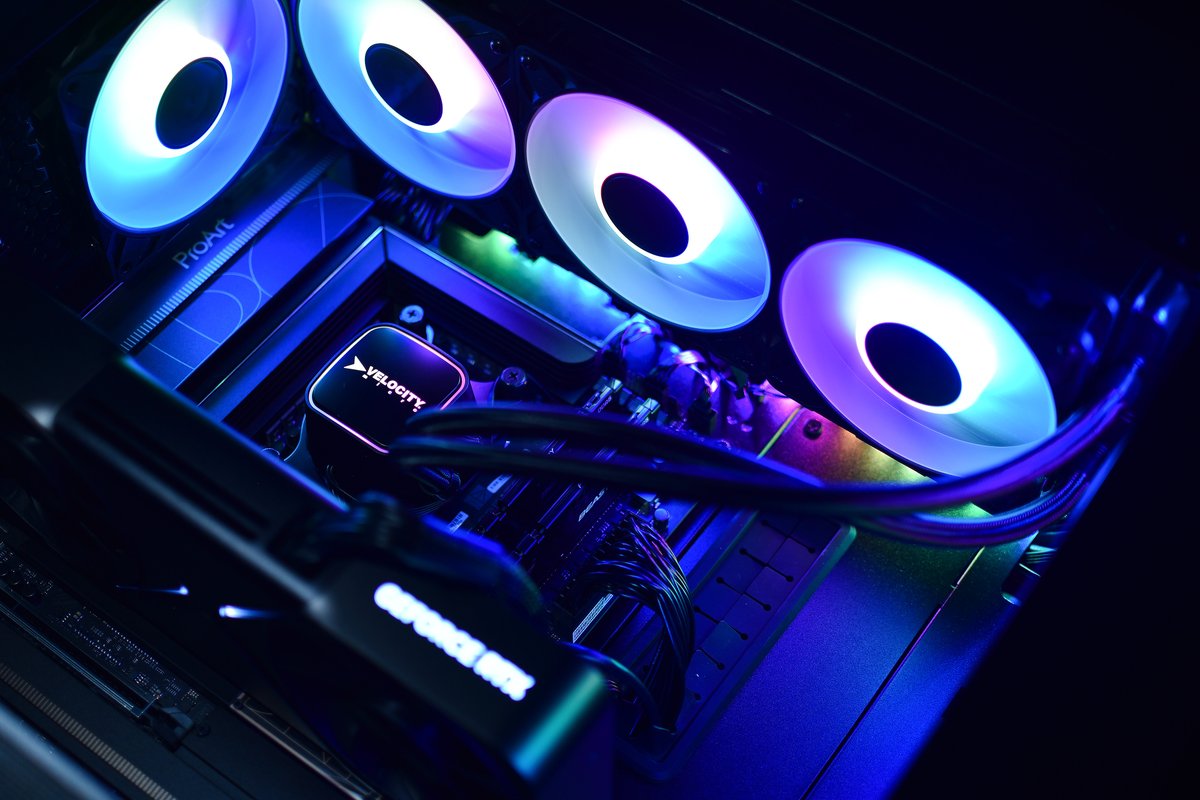 VelocityMicro's tweet photo. This #BuildoftheWeek is a really doozy! Check out this amazing Raptor Signature Edition with RTX 5090 Founders Edition. We had to take some extra pics of this one! 😀 https://t.co/QC5vy13mKO