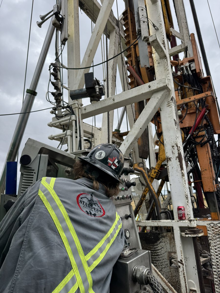 theCAOEC's tweet photo. We recently hosted reps from the Government of SK and SGI for a rig tour, which offered a firsthand look at the workers and equipment driving Saskatchewan's energy services sector.

Big thanks to Independent Well Servicing Ltd. and @StampedeDRLG for welcoming us to their sites! https://t.co/Q4qD0piPQg