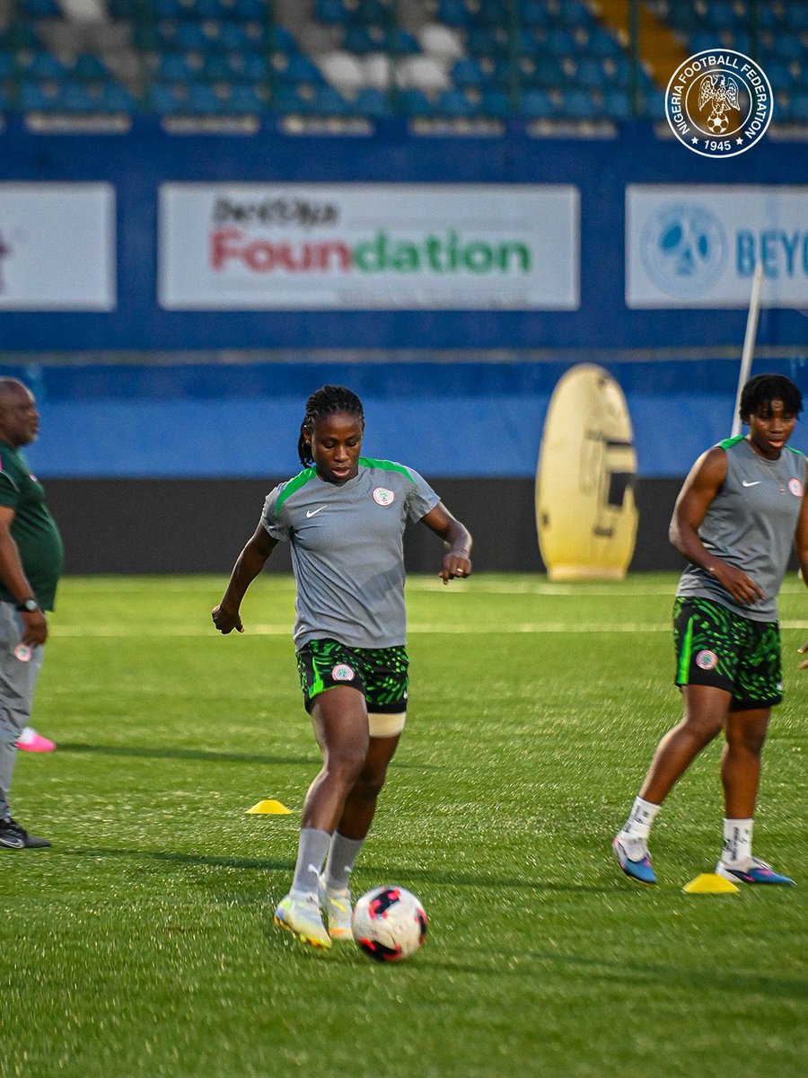 FansTribeHQ's tweet photo. 🇳🇬🦅 Super Falcons Final Training session ahead of the first leg of the Olympic Qualifier 🆚 Comoros tomorrow.
#superfalcons #naija #nigeria #olympics #olympicsqualifier https://t.co/9ceo1oYA6z