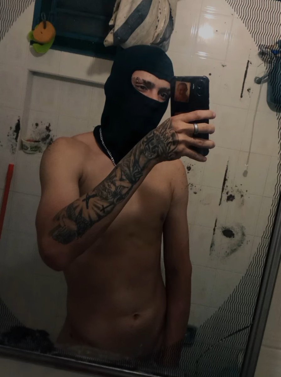 heteropyy's tweet photo. ¿Les gustan los turros? 
Disponible en el canal VIP 👀 link fijado en el perfil 👆🏻🔥 https://t.co/tCvKIbUqU9