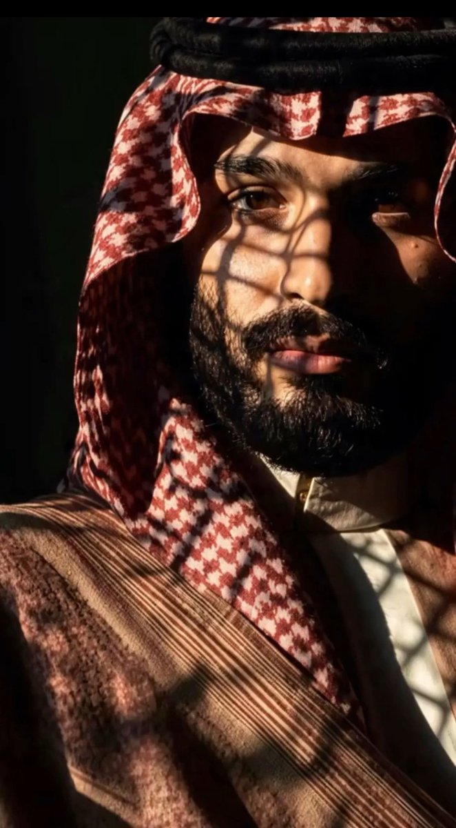 noof_7777's tweet photo. إليا بغيت تشوف رجال مطنوخ 
   ناظر ولد سلمان رمز الشجاعة 🇸🇦

استودعناه الله الذي لا تضيع ودائعه https://t.co/z1K6whbD5C