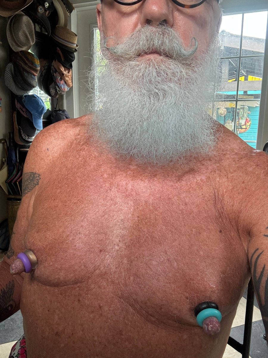 mvan0705's tweet photo. @DavidBrien2022 Got the Scunci nipple ties. Having too much fun https://t.co/2TQpzBCrW6