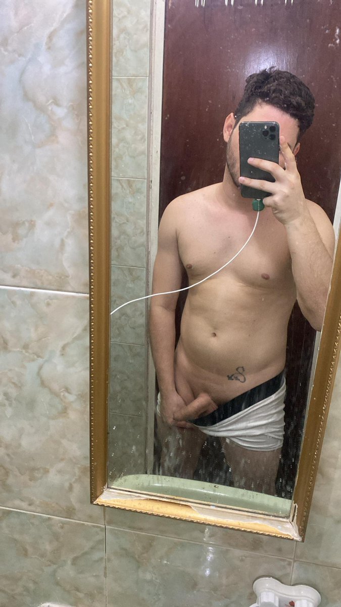 userlock12's tweet photo. Chudai
#HeteroEngañado #hetero #Cabimas https://t.co/PKCggIDitP