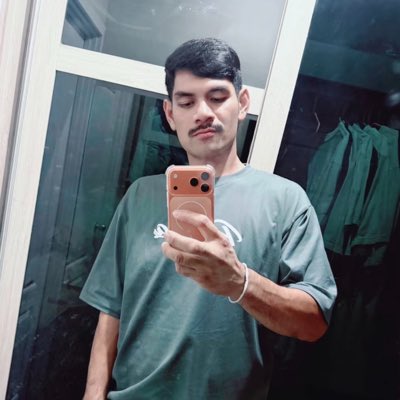 phonlawatnon's tweet photo. #NewProfilePic https://t.co/iEEtemFJfH