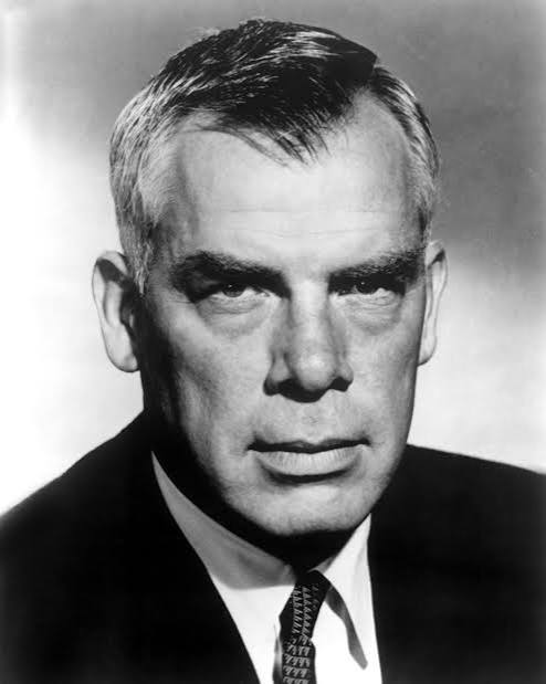 Fcsnva's tweet photo. #PremakeAMovie
GLENGARRY GLENN ROSS (1963)
Directed: Billy Wilder
Screenplay: Paddy Chayefsky

Blake: Lee Marvin
Ricky Roma: Jackie Gleason
Shelley Levine: Melvyn Douglas
Dave Moss: Walter Matthau
Dave Aaronow: Ed Begley Sr.
James Lingk: Terry-Thomas
John Williamson: Dick York https://t.co/nsMy8eAG9u
