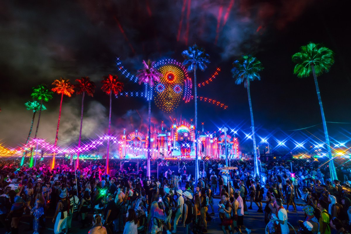 EDC_Orlando's tweet photo. What track do you have on repeat from an artist on the lineup? 👇 🎶 https://t.co/kuUEMYcg1Z